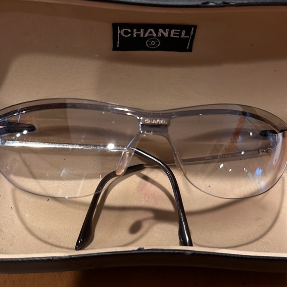 Chanel Vintage wire rimmed cat eyes clear glasses Never worn , left in case - Picture 2 of 16